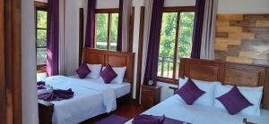 Shello Lodge