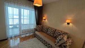 Cozy 2-Bedroom Apartment BIG Klaipeda