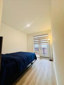 Modern & Cozy Townhouse 2 Bed 3 Bath Parking