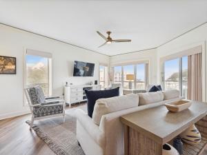 3409 Windsor Court South