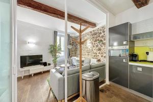 29 MER0 - Beautiful 1-bedroom5-minute walk from the Palais