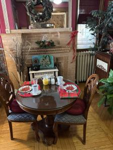Bentley House Bed and Breakfast
