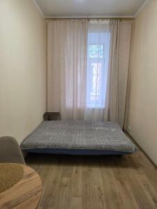 Центр міста квартира студія, поблизу ЖД вокзал, Старобазарний сквер, Дерибасівська