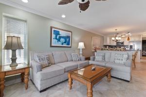 Seaside Family Retreat - Side by Side Beachfront Condos