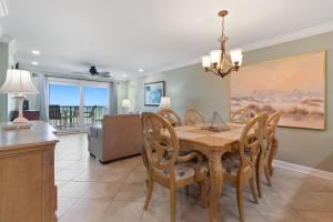Seaside Family Retreat - Side by Side Beachfront Condos