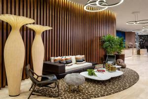 Serenity Oceanfront Retreat