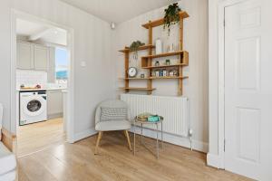 3BR near Co-op Live Etihad Long Short stays welcome Parking