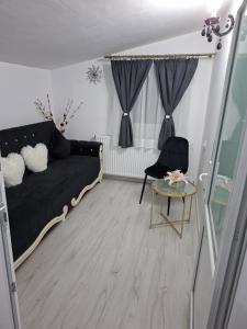 Casuța Râului