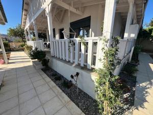 Casa Manos, about 1 minute from Sea!