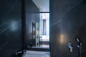 Modern 2-Bedrooms in Glyfada