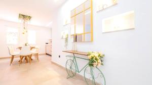 Centro de playa de Marbella con vistas al mar