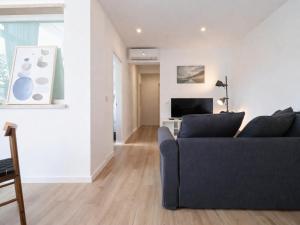 Lisbon 2 Bedroom Flat with AC and Elevator