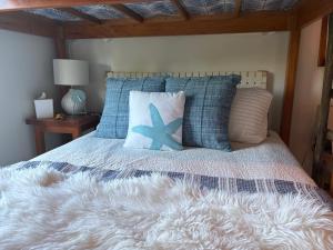Residences at Barrier Reef 10-1C Oceanfront 2 BR by Stay Floreo