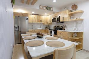 Jaco 8 P Home 4BR 2 BR Near Ocean