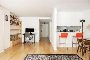 Nob Hill Square Sanctuary, pool, gym, doorman - STUDIO SUITE