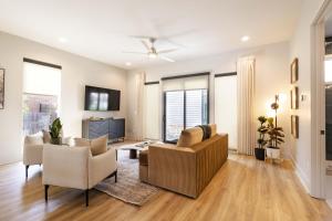 Modern Comfort | Secure Resort + Pool & Sauna