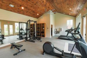 Bachelorette Dream | 2 Units | 8 Kings + 8 Baths