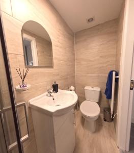 J - Relaxing Double Room City Centre Sheffield