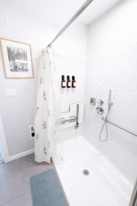 Modern Loft Near Yale Wooster Sq 5 Star Location