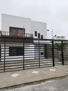 Casa Familiar a 5 minutos de la playa