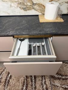 Miri Family Apartment, 5min from Airport