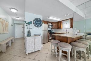 Island Winds West Unit 579