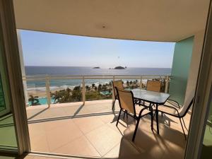 Departamento en Zihuatanejo con acceso en playa