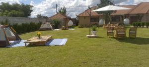 Kumui African Home