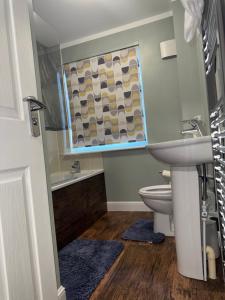 Ipswich Contractor & Holiday Stay - Parking x4 - Smart Access