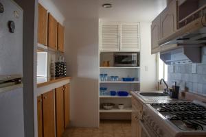 Charming 2BR in bright top floor in La Condesa.