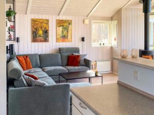 6 person holiday home in Juelsminde-By Traum