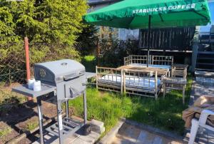 Apartment with terrace and barbecue area