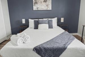 Walk to UAB & Hospitals | Fast WiFi + Free Parking