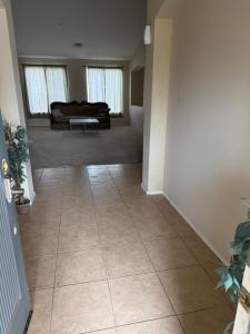 Goodyear Cul-de-sac Room 5