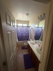 Goodyear Cul-de-sac Room 5