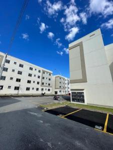 Apartamento de 2 dormitórios em Palhoca residencial Orquídeas com vaga de garagem privativa