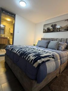 Apartamento lujoso cerca al aeropuerto