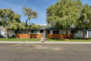 Stylish 4BR Home Near Old Town Sleeps 4