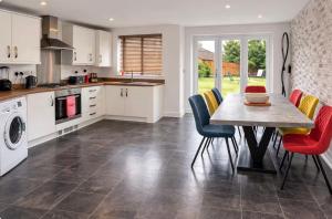 Luxury 3 Bedroom House, Central & Child Friendly