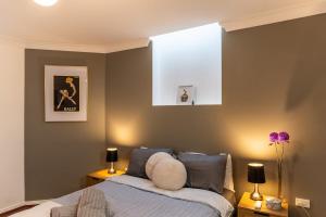 Large Surry Hills Home Sleeps 4 Parking