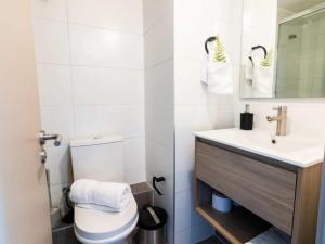Apartment in Ñuñoa, Irarrázabal Metro Station,Wi-Fi Parking