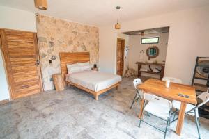 Cenote Escondido Cabañas y Camping