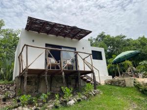 Cenote Escondido Cabañas y Camping