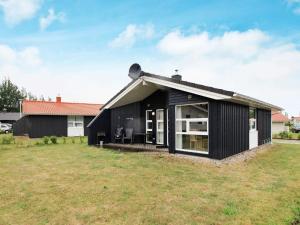 6 person holiday home in GROEMITZ