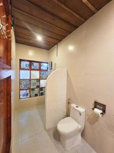 Hiên nhà Đà Lạt