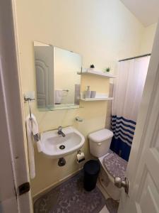 Accommodation in Pedernales My Little House of Peace