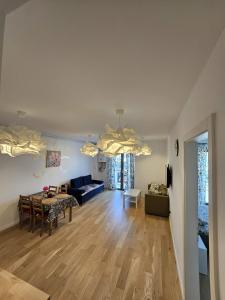 Central monarch A&F Residence