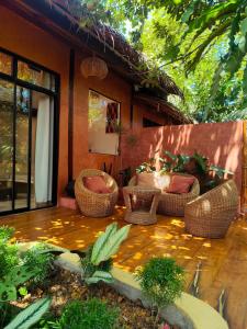 Terracotta House, private pool and garden