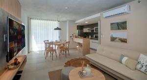 Sunlit Serenity 2-BR Retreat - Unique Decor