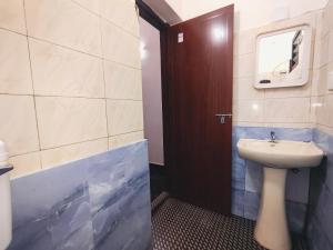 Swarna tourist home